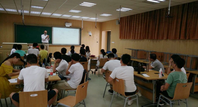 家庭教师av
