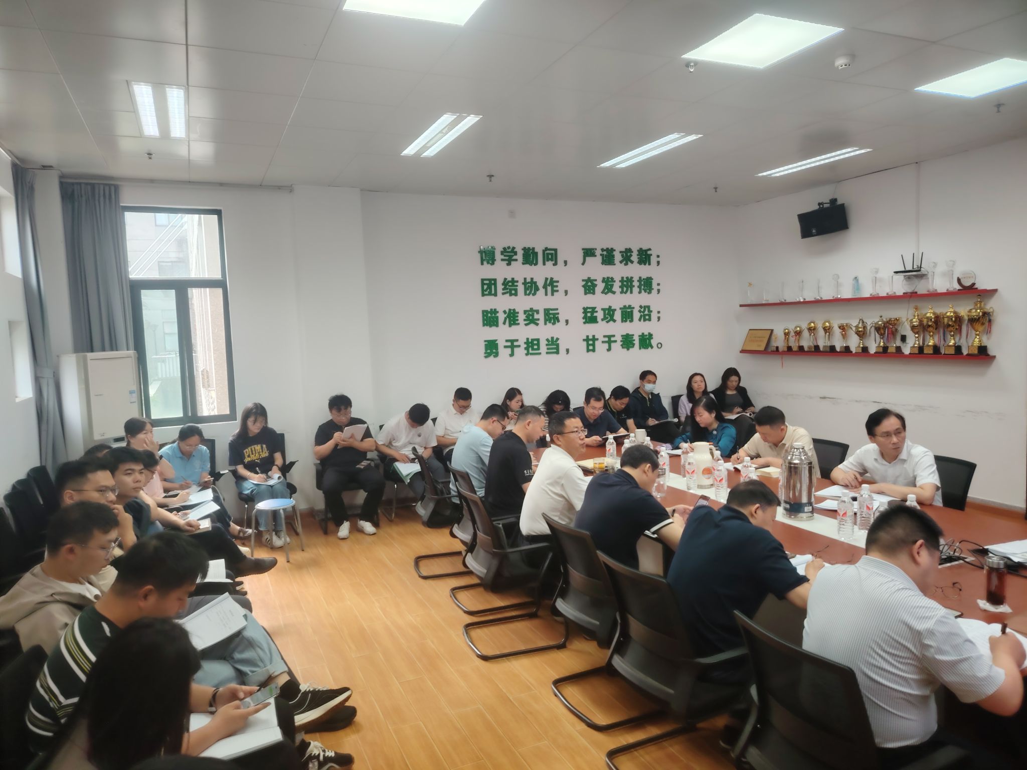 家庭教师av