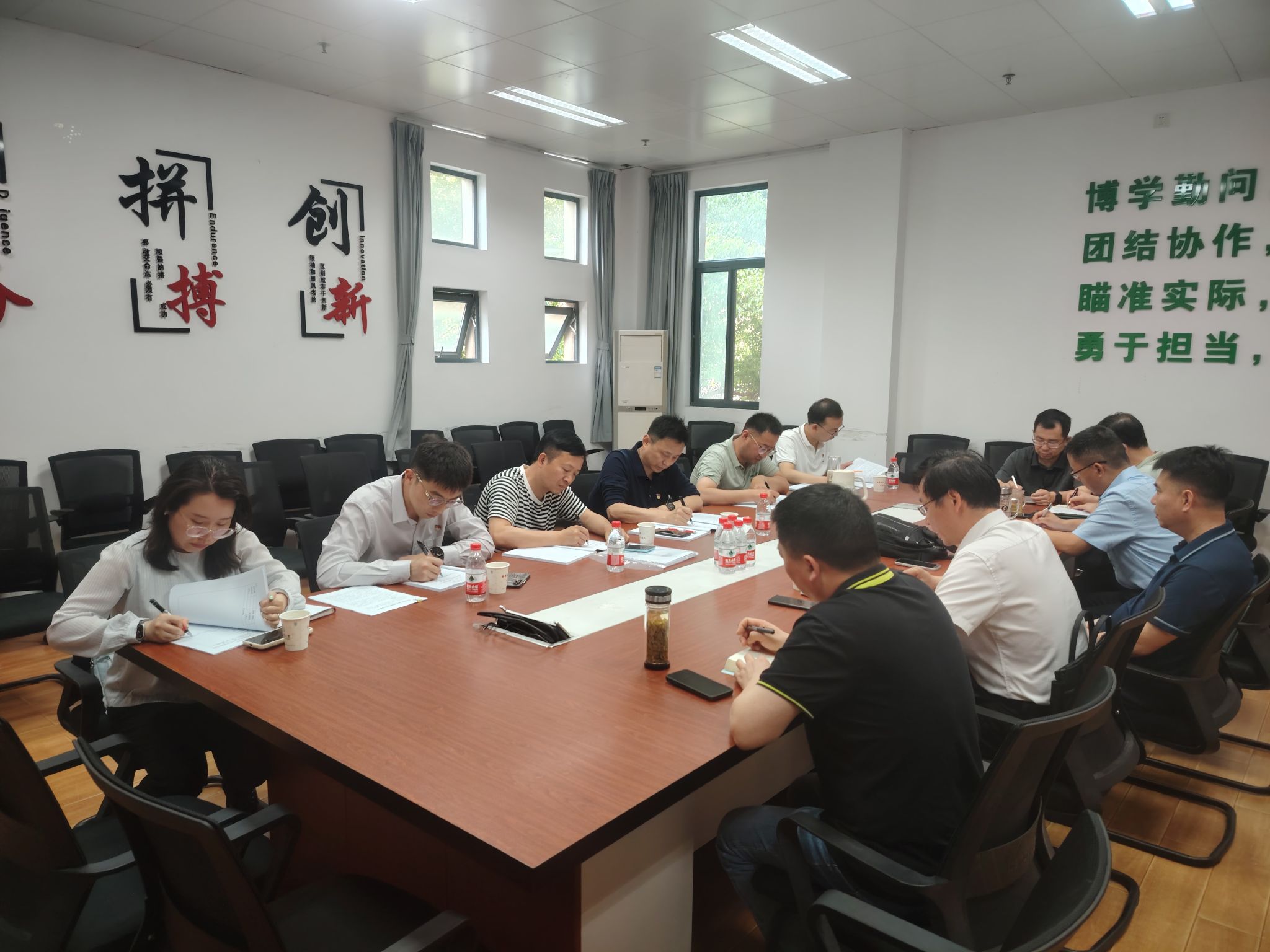 家庭教师av