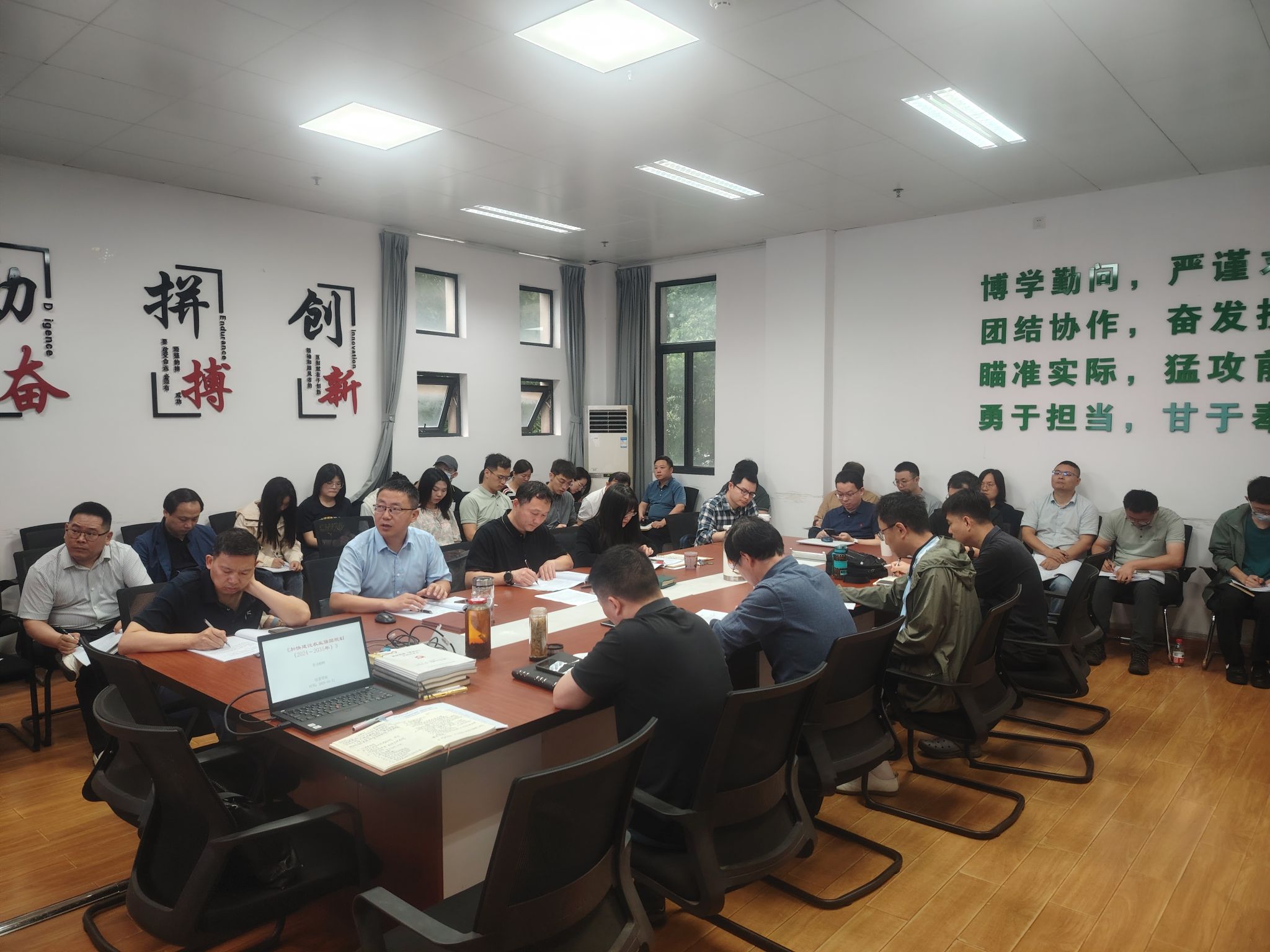 家庭教师av
