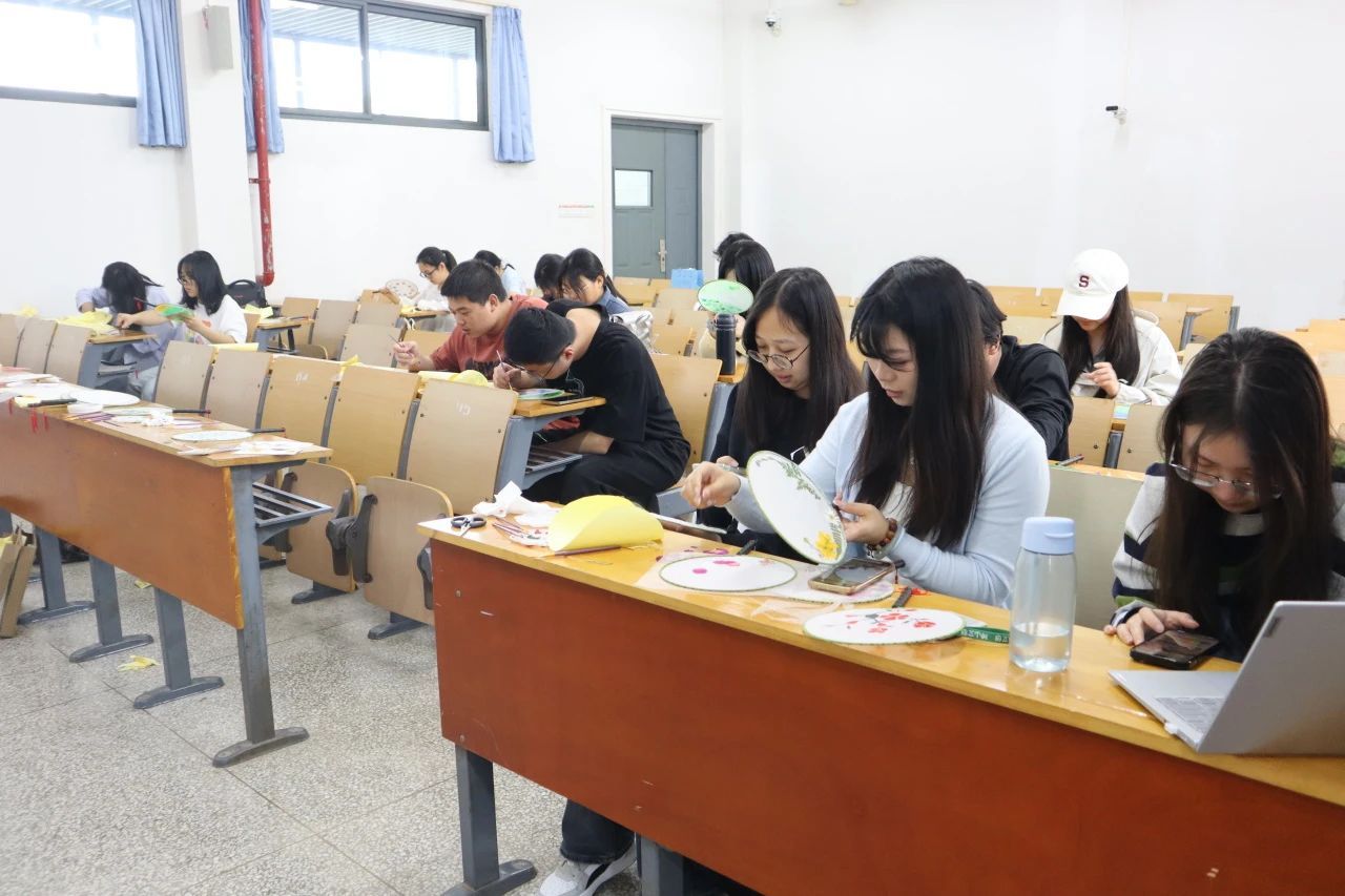 家庭教师av